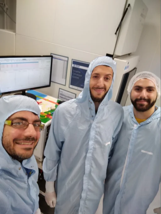 CICCI Research team during an ARKEO installation in a cleanroom